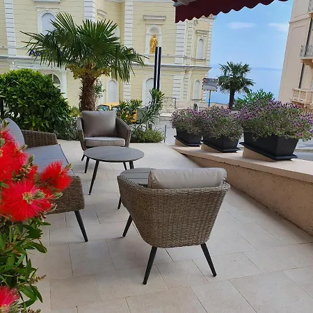 Superior Seaview Apartman
